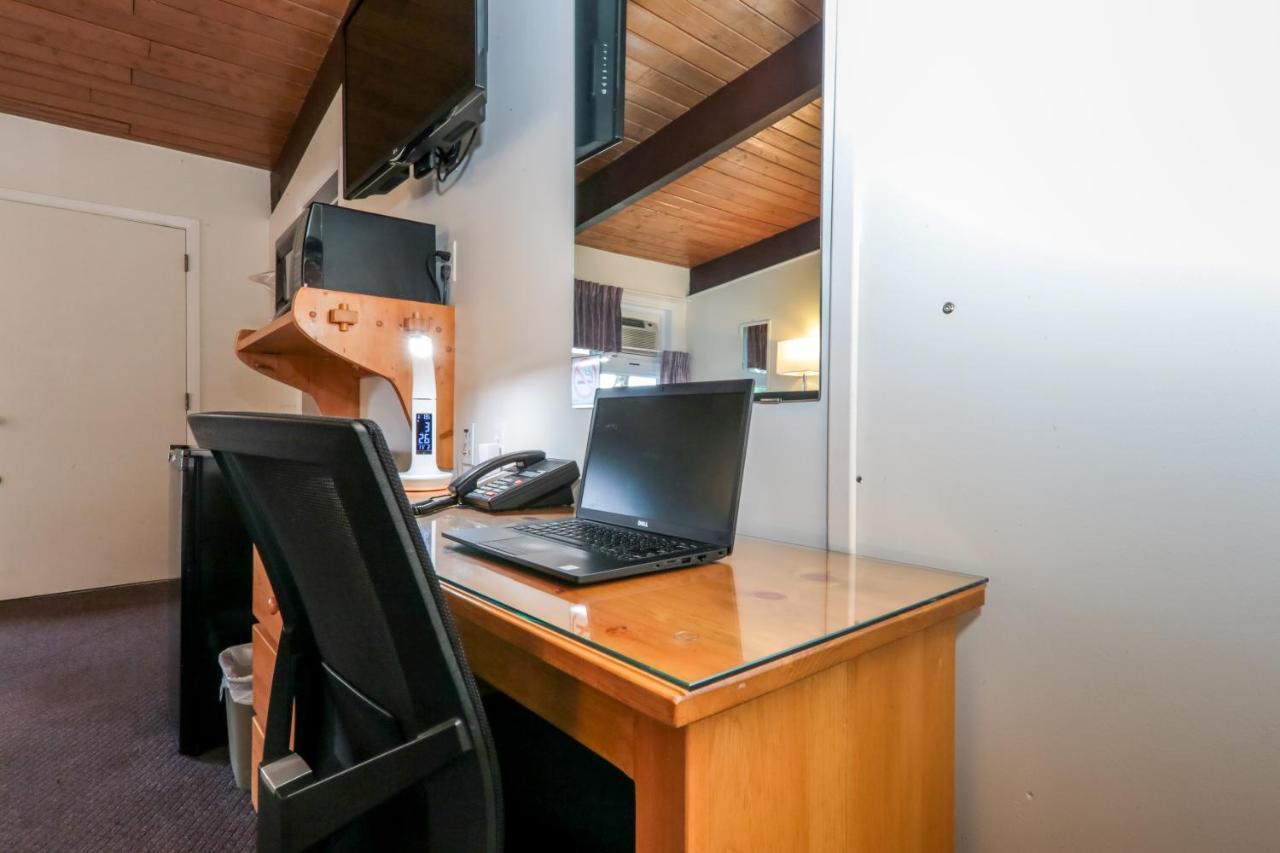 Lakeview Motel ハリバートン エクステリア 写真