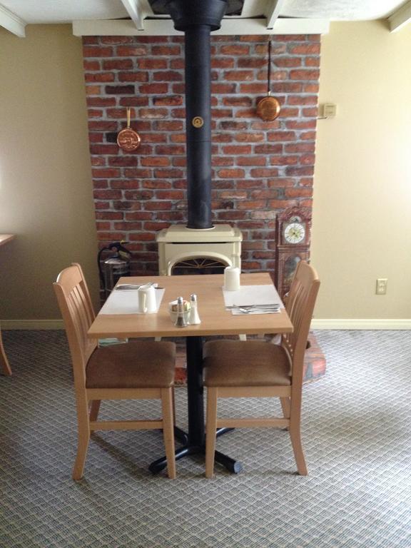 Lakeview Motel ハリバートン エクステリア 写真