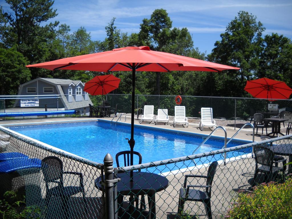 Lakeview Motel ハリバートン エクステリア 写真